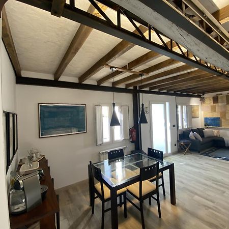 La Casa Del Barbero Villa Torrelavega Luaran gambar