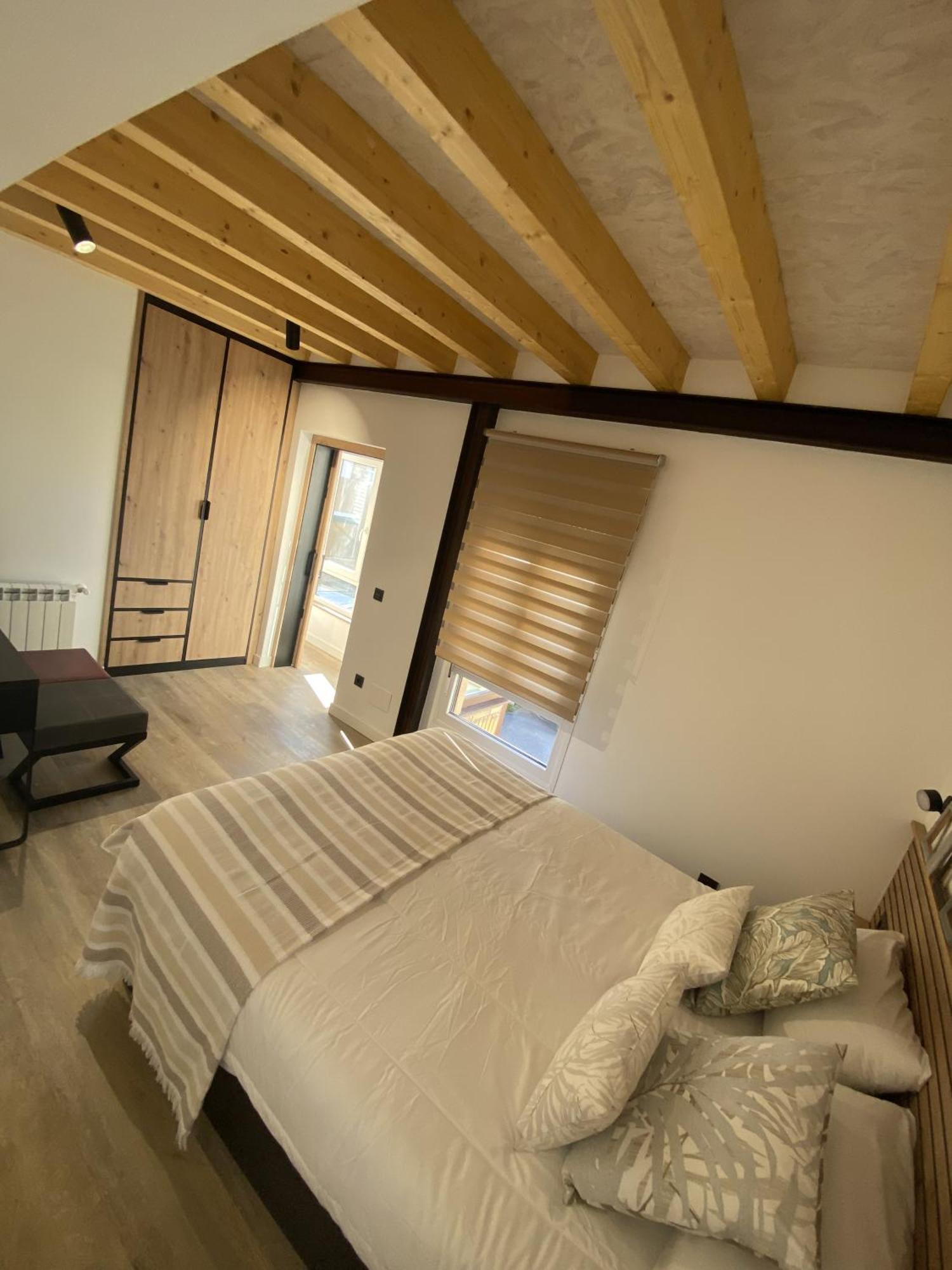 La Casa Del Barbero Villa Torrelavega Luaran gambar