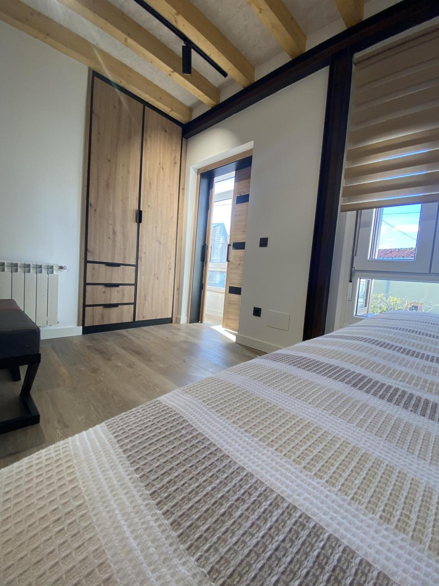 La Casa Del Barbero Villa Torrelavega Luaran gambar