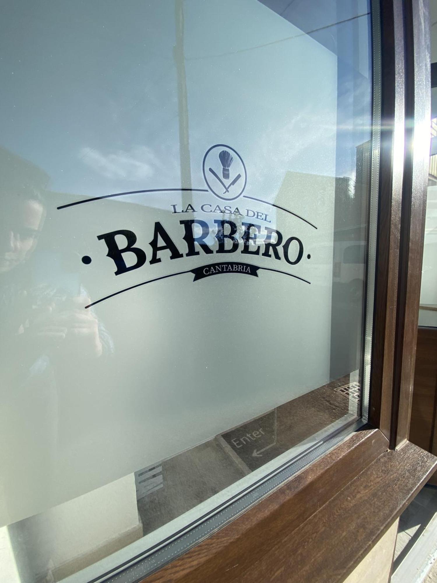 La Casa Del Barbero Villa Torrelavega Luaran gambar
