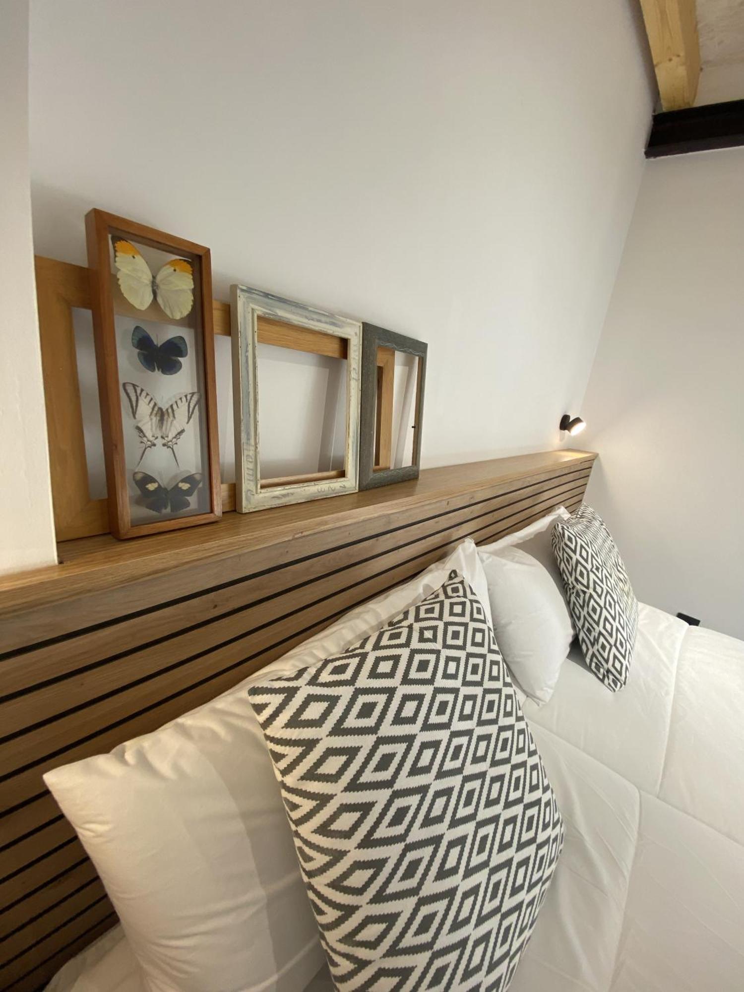 La Casa Del Barbero Villa Torrelavega Luaran gambar
